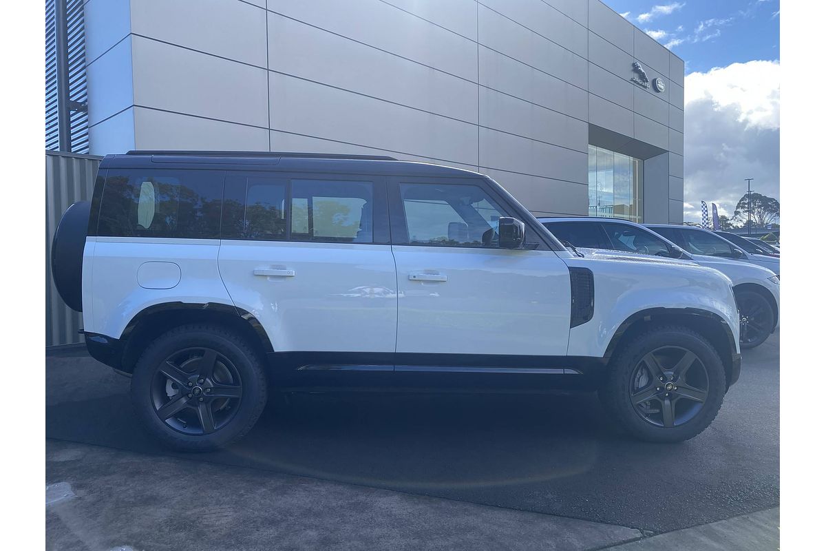 2025 Land Rover Defender 110 D350 X-Dynamic SE L663
