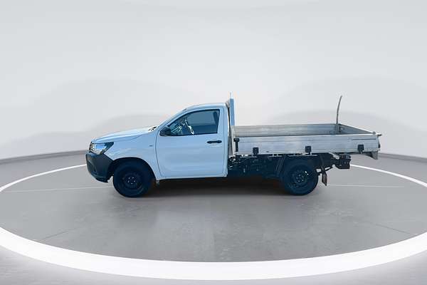 2017 Toyota Hilux Workmate TGN121R Rear Wheel Drive