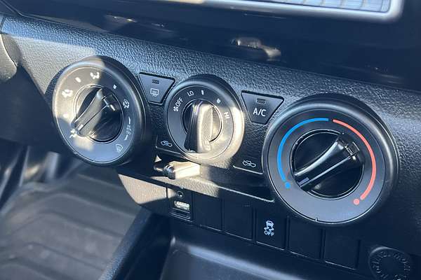2017 Toyota Hilux Workmate TGN121R Rear Wheel Drive