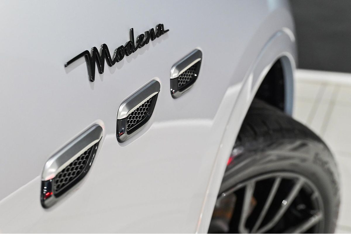 2024 Maserati Grecale Modena M182