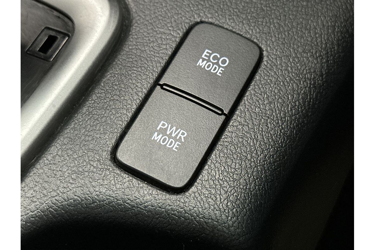 2017 Toyota Hilux SR5 GUN126R 4X4