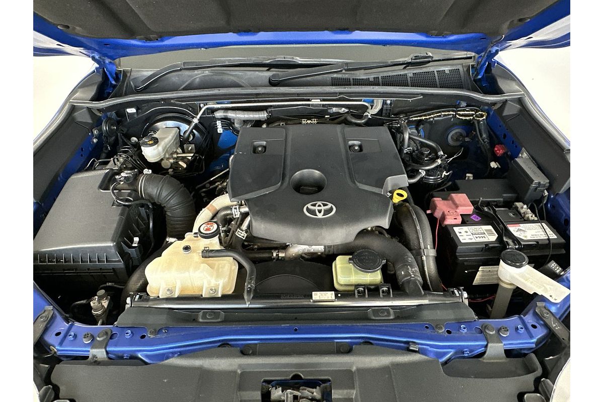 2017 Toyota Hilux SR5 GUN126R 4X4