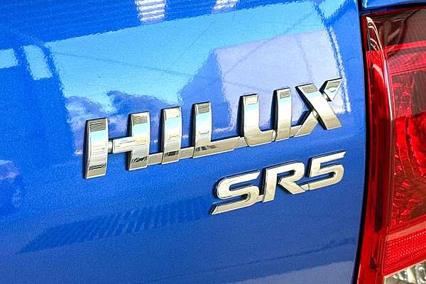2017 Toyota Hilux SR5 GUN126R 4X4