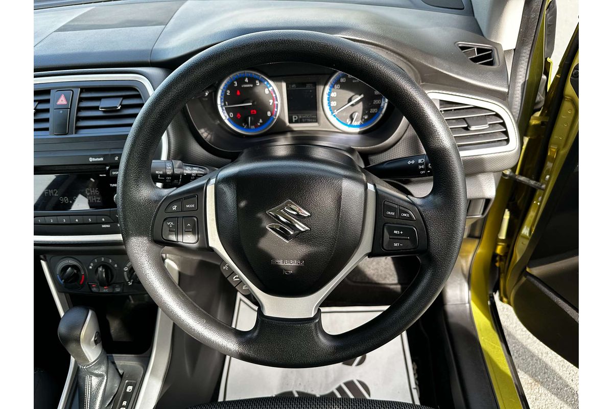 2014 Suzuki S-Cross GL JY