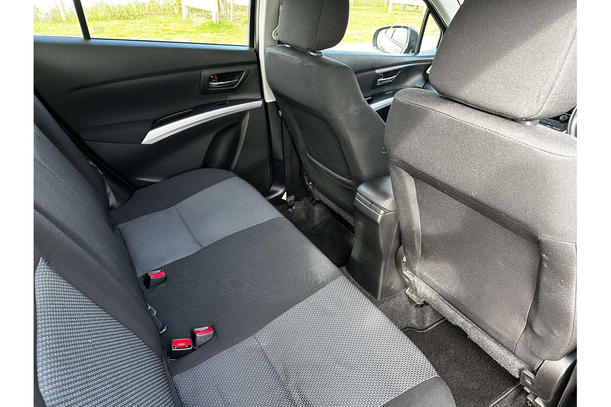 2014 Suzuki S-Cross GL JY