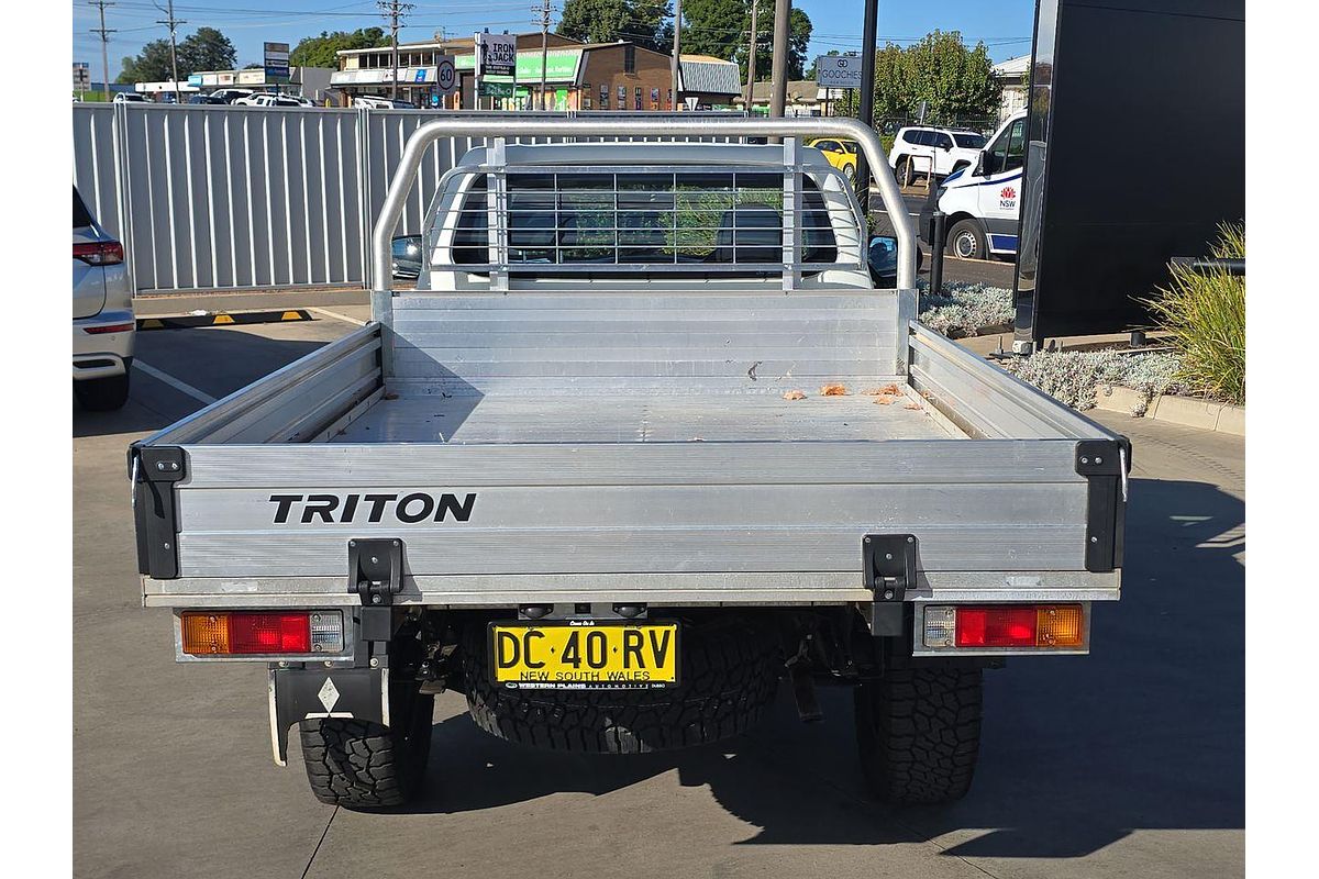 2021 Mitsubishi Triton GLX MR 4X4