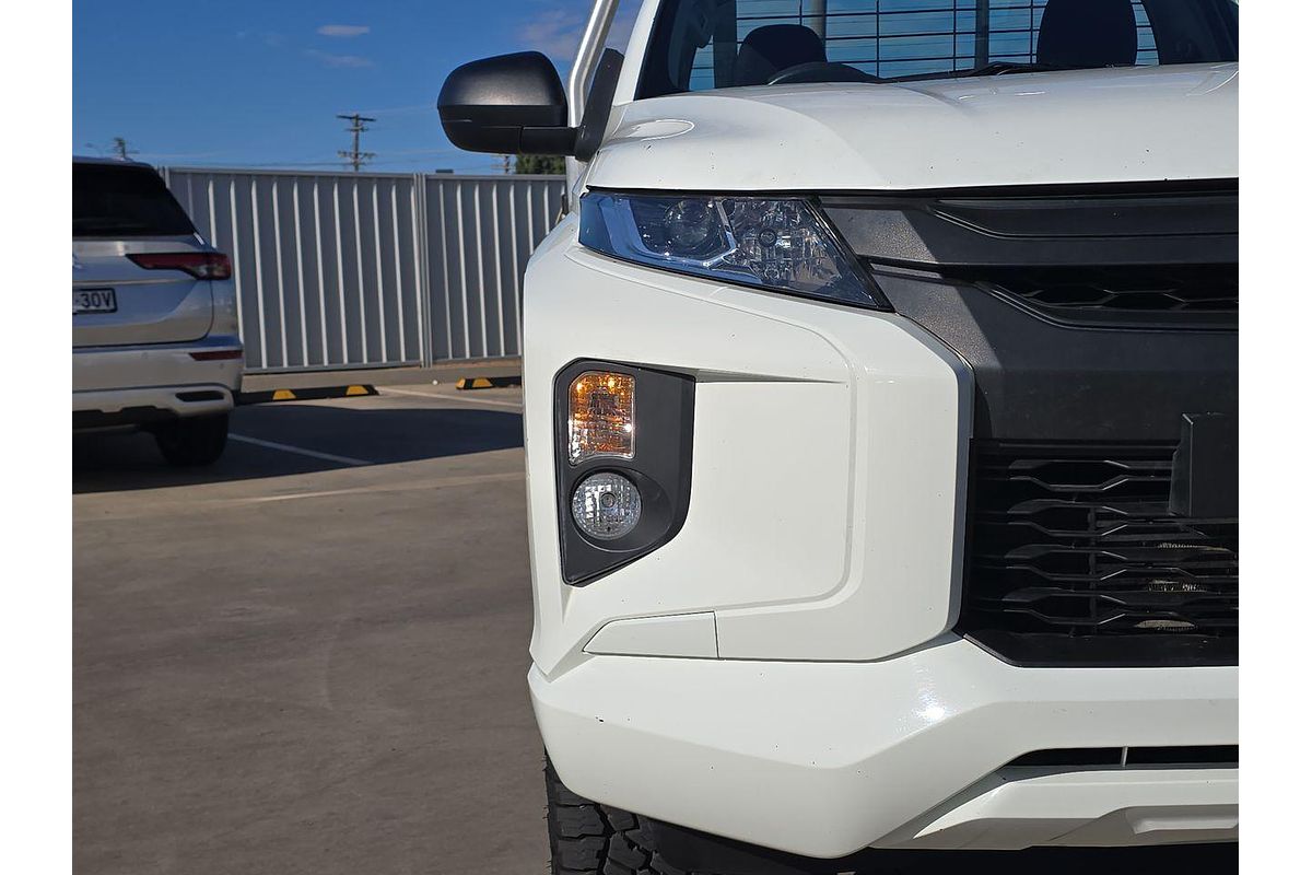2021 Mitsubishi Triton GLX MR 4X4
