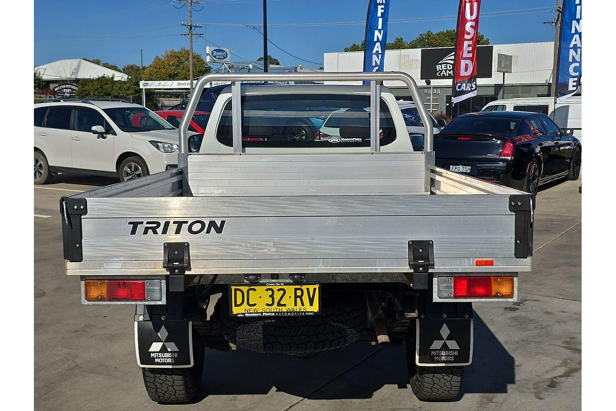 2021 Mitsubishi Triton GLX MR 4X4