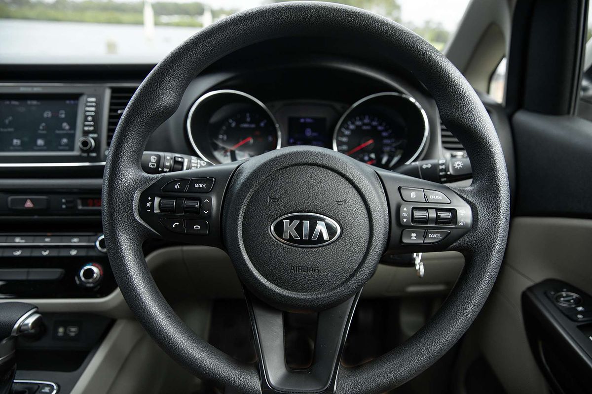 2020 Kia Carnival S YP