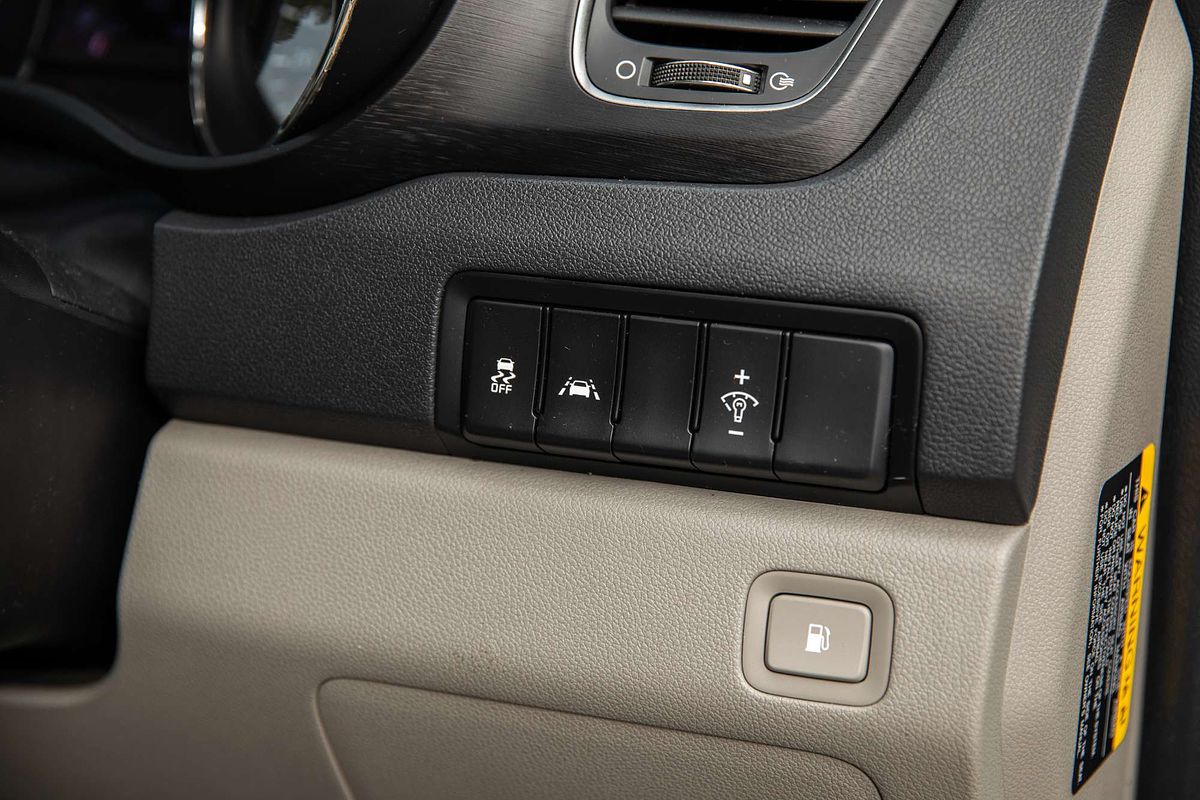 2020 Kia Carnival S YP