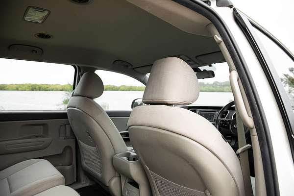 2020 Kia Carnival S YP