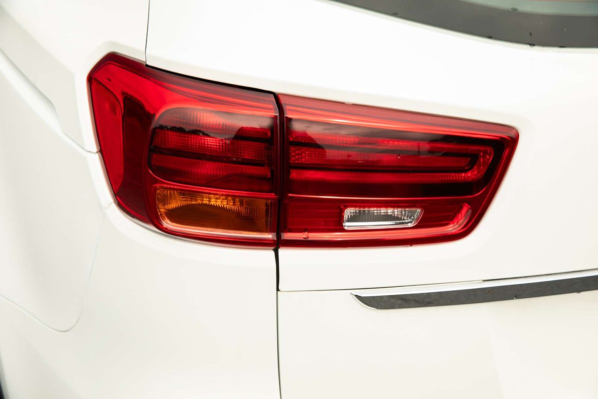 2020 Kia Carnival S YP