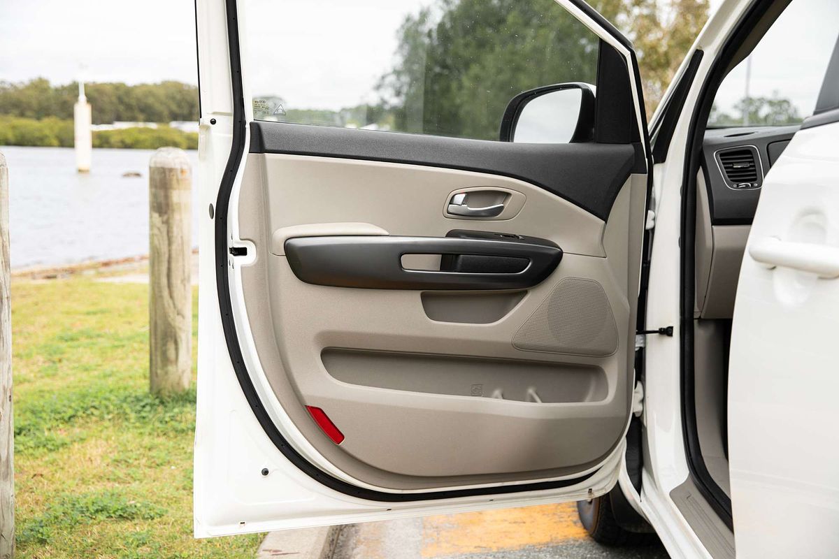 2020 Kia Carnival S YP