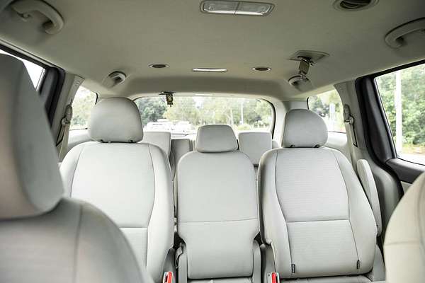 2020 Kia Carnival S YP
