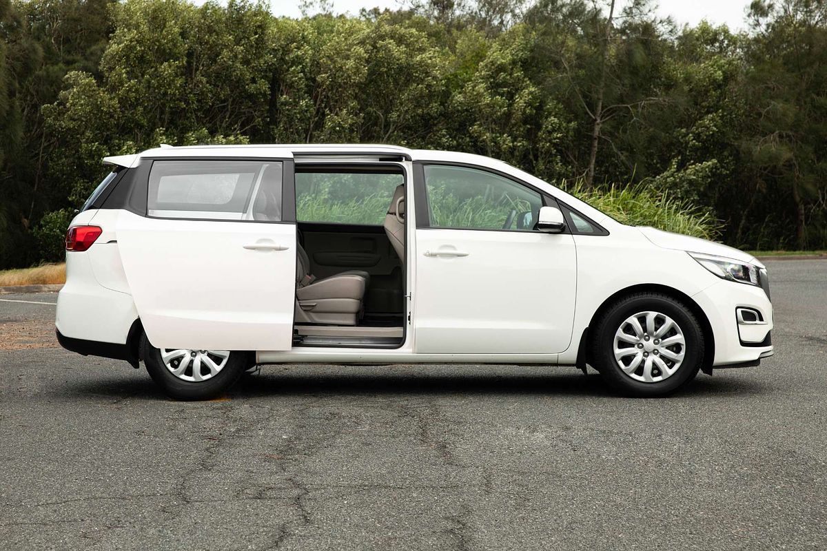 2020 Kia Carnival S YP