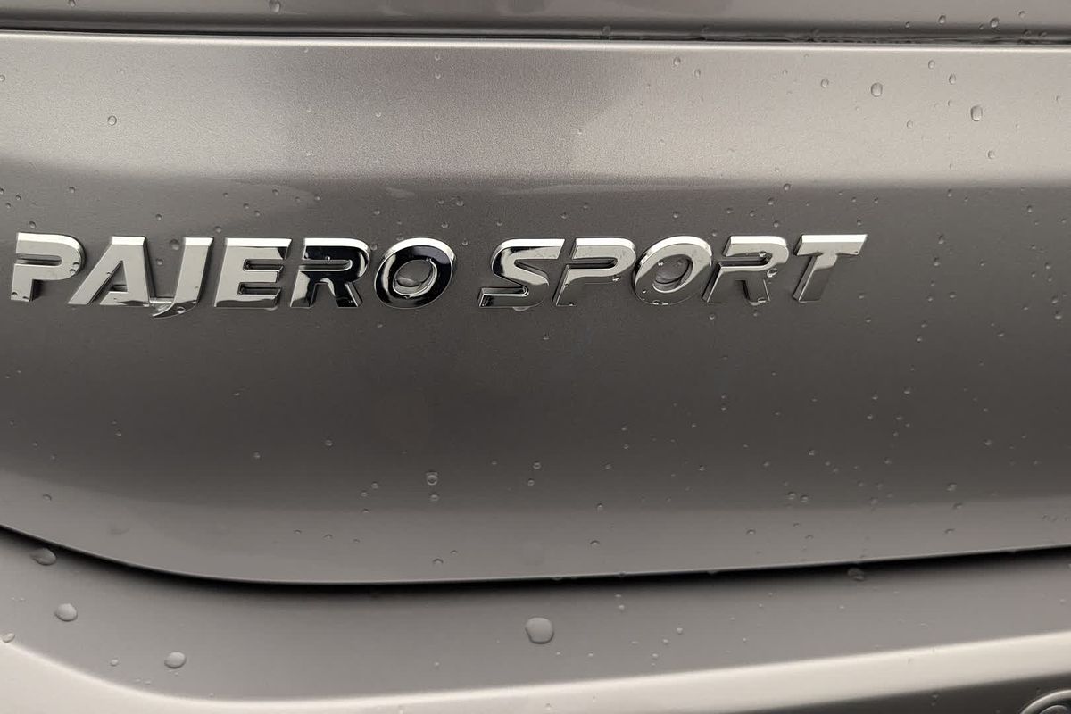 2024 Mitsubishi Pajero Sport Exceed QG