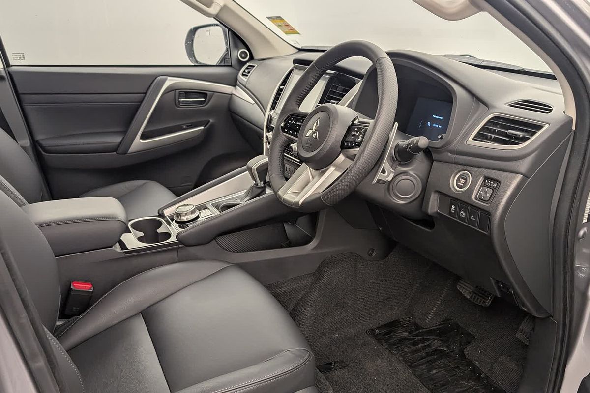 2024 Mitsubishi Pajero Sport Exceed QG