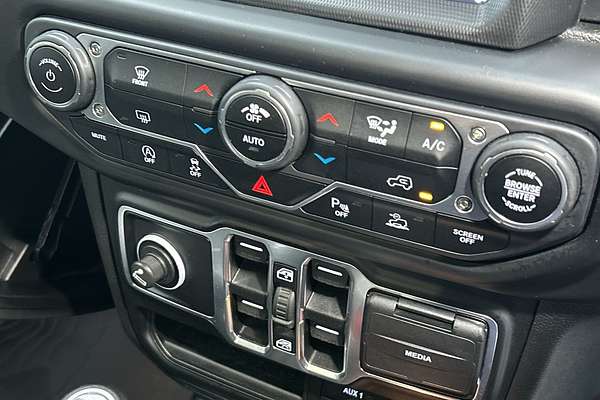 2022 Jeep Gladiator Night Eagle JT All Wheel Drive
