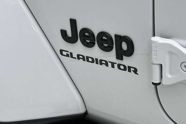 2022 Jeep Gladiator Night Eagle JT All Wheel Drive