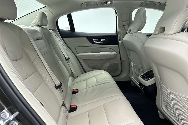 2020 Volvo S60 T5 Inscription