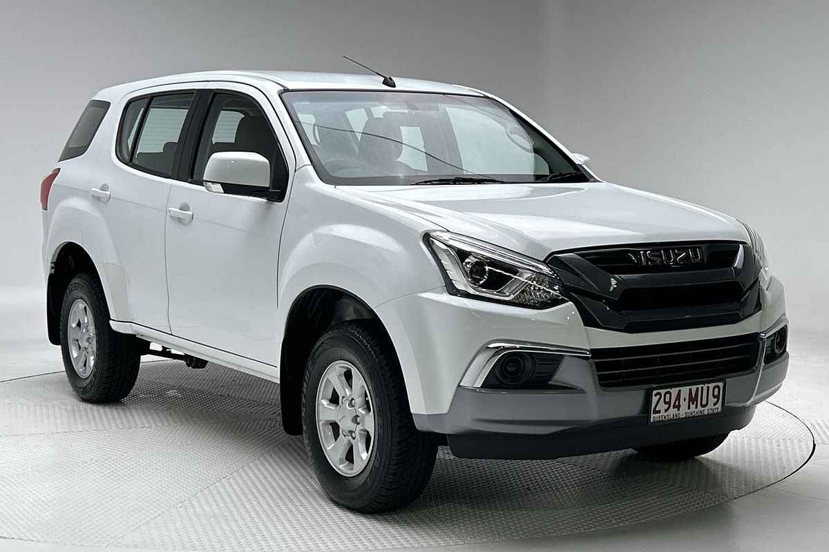 2020 Isuzu MU-X LS-M