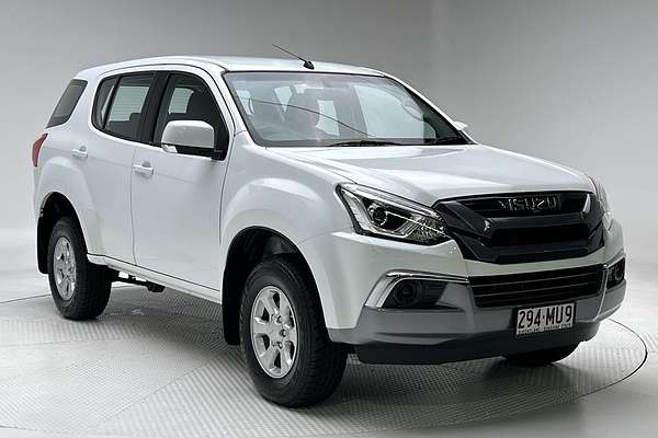 2020 Isuzu MU-X LS-M