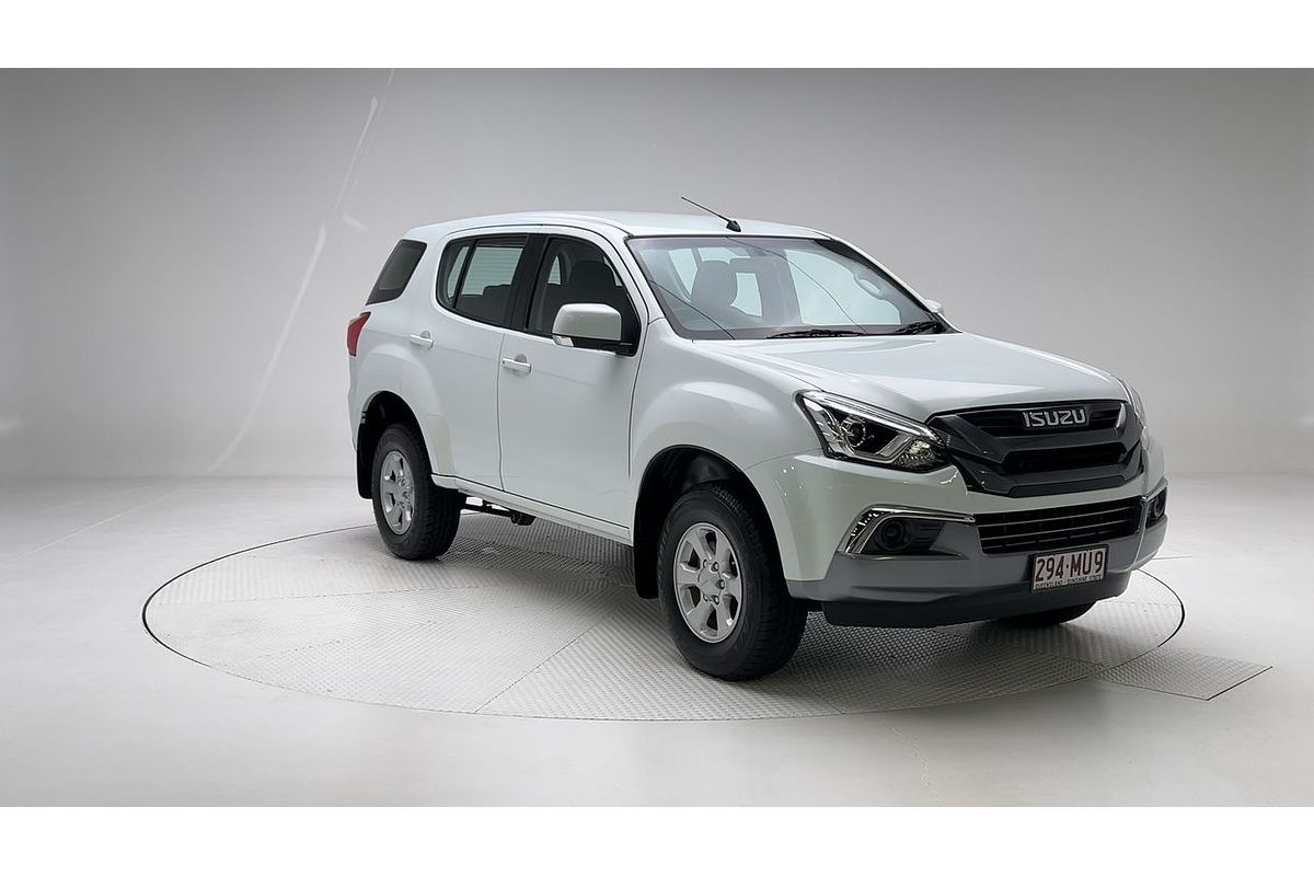 2020 Isuzu MU-X LS-M