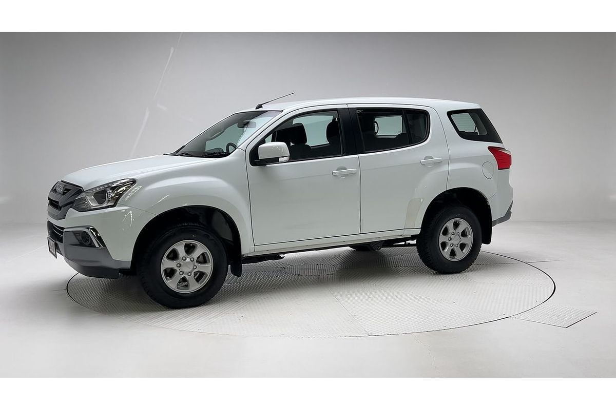 2020 Isuzu MU-X LS-M