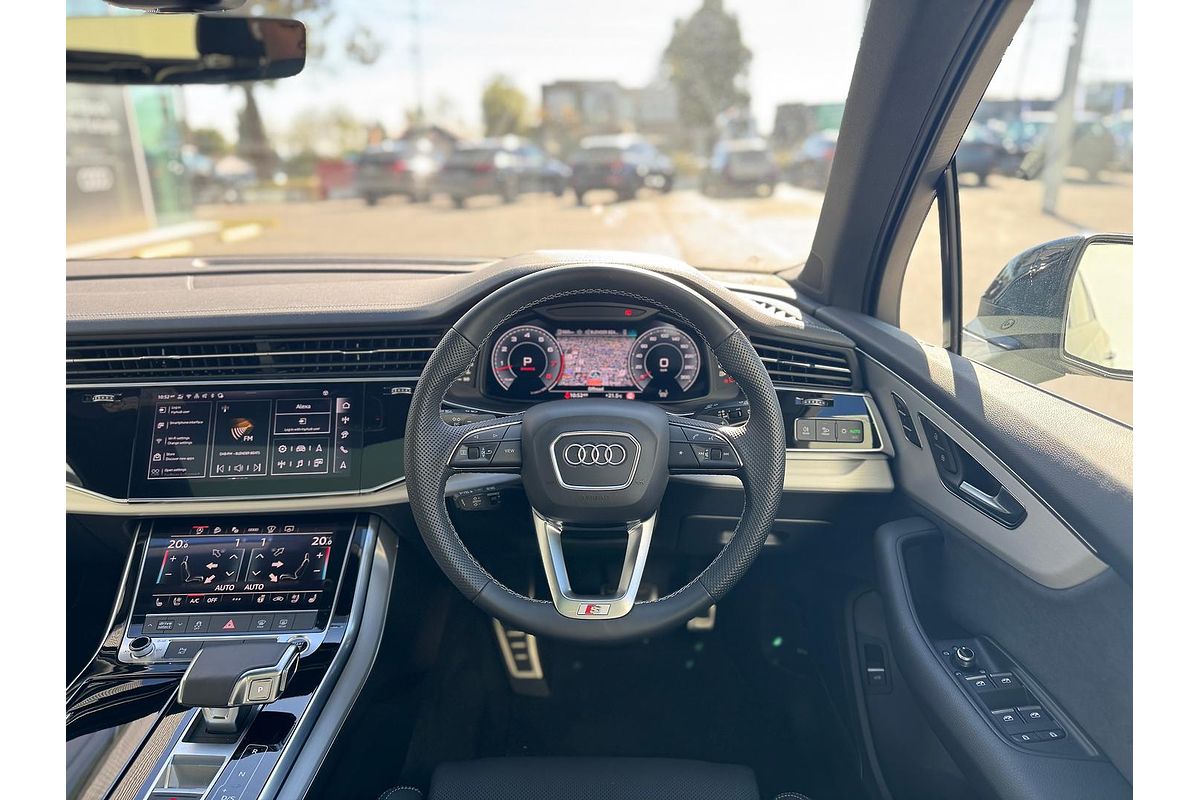 2024 Audi Q7 55 TFSI S line 4M