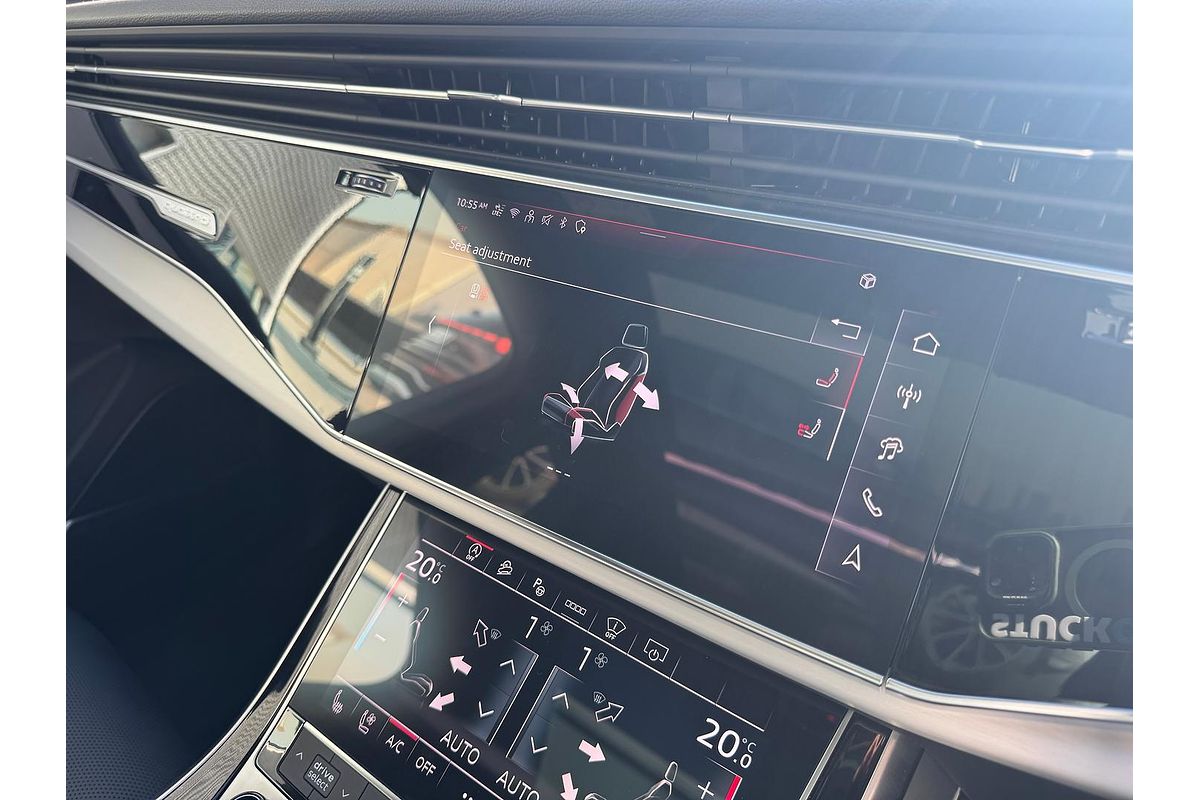 2024 Audi Q7 55 TFSI S line 4M