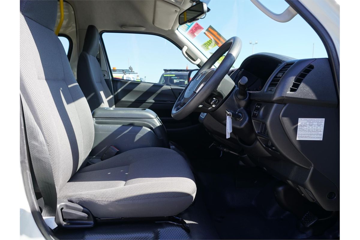 2015 Toyota Hiace Commuter KDH223R