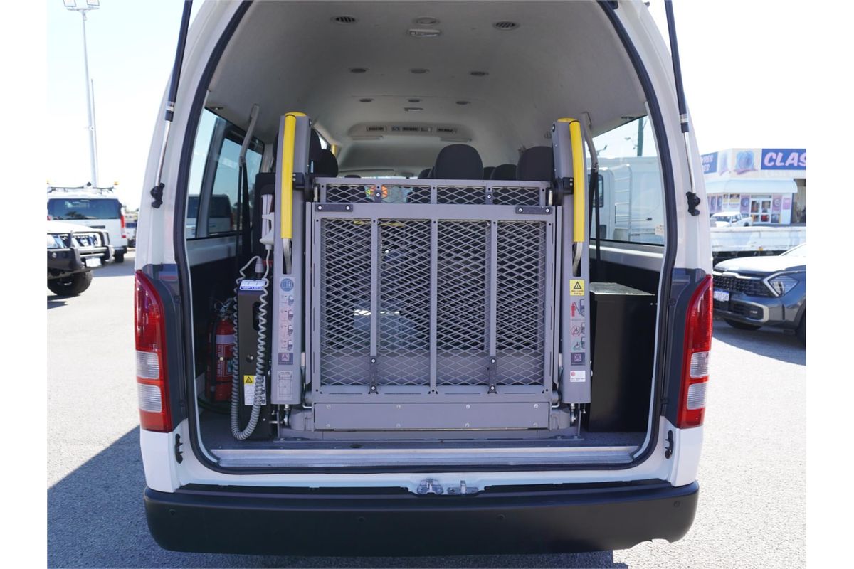2015 Toyota Hiace Commuter KDH223R