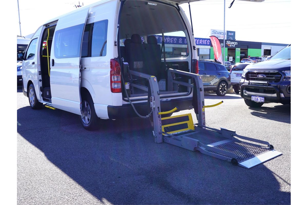 2015 Toyota Hiace Commuter KDH223R