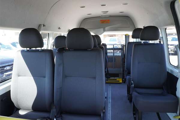 2015 Toyota Hiace Commuter KDH223R