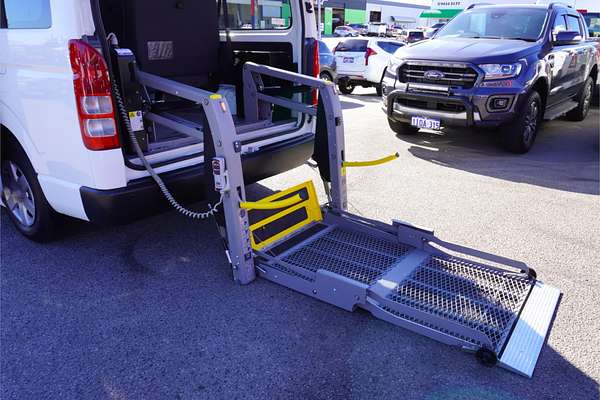 2015 Toyota Hiace Commuter KDH223R