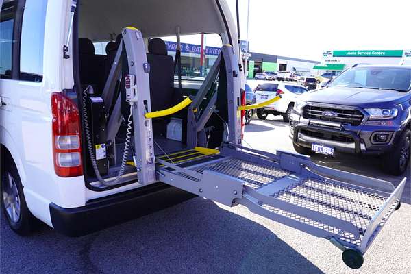 2015 Toyota Hiace Commuter KDH223R
