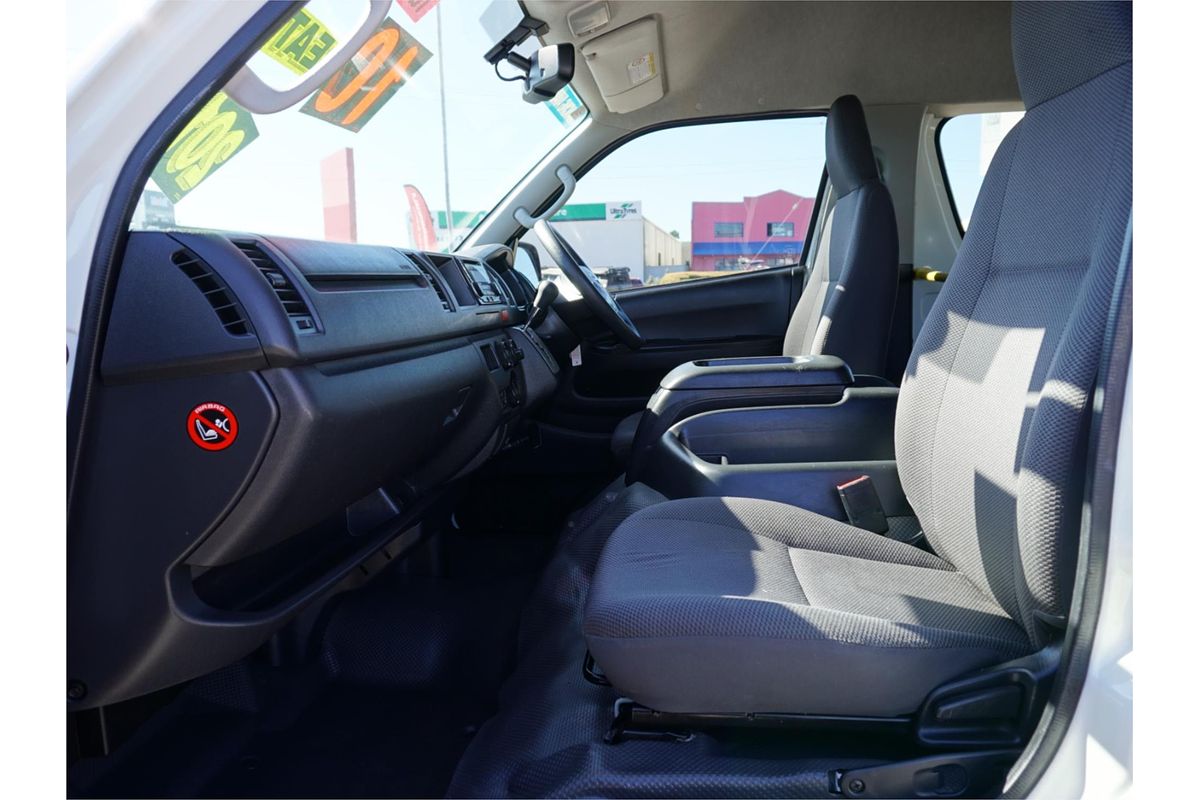 2015 Toyota Hiace Commuter KDH223R