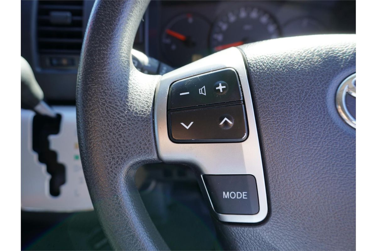 2015 Toyota Hiace Commuter KDH223R