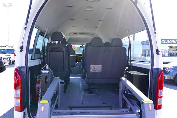 2015 Toyota Hiace Commuter KDH223R
