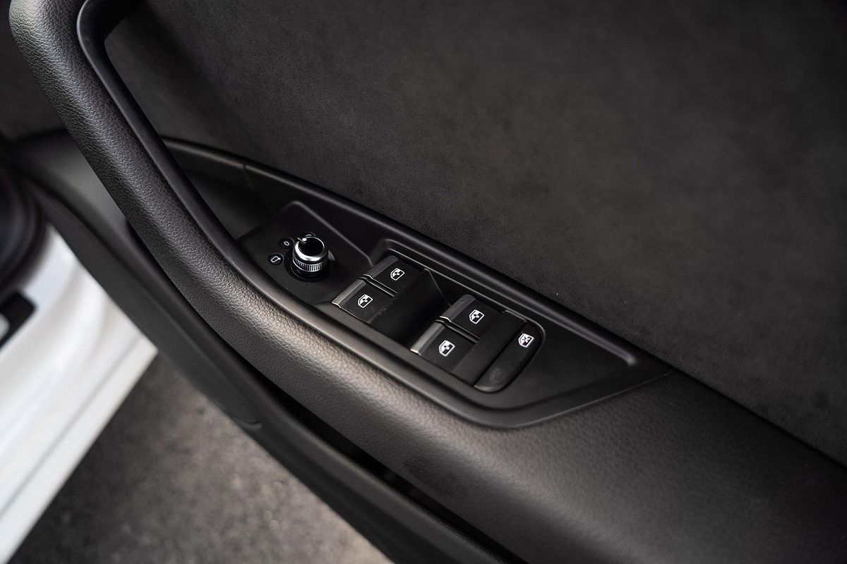 2016 Audi A4 sport B9