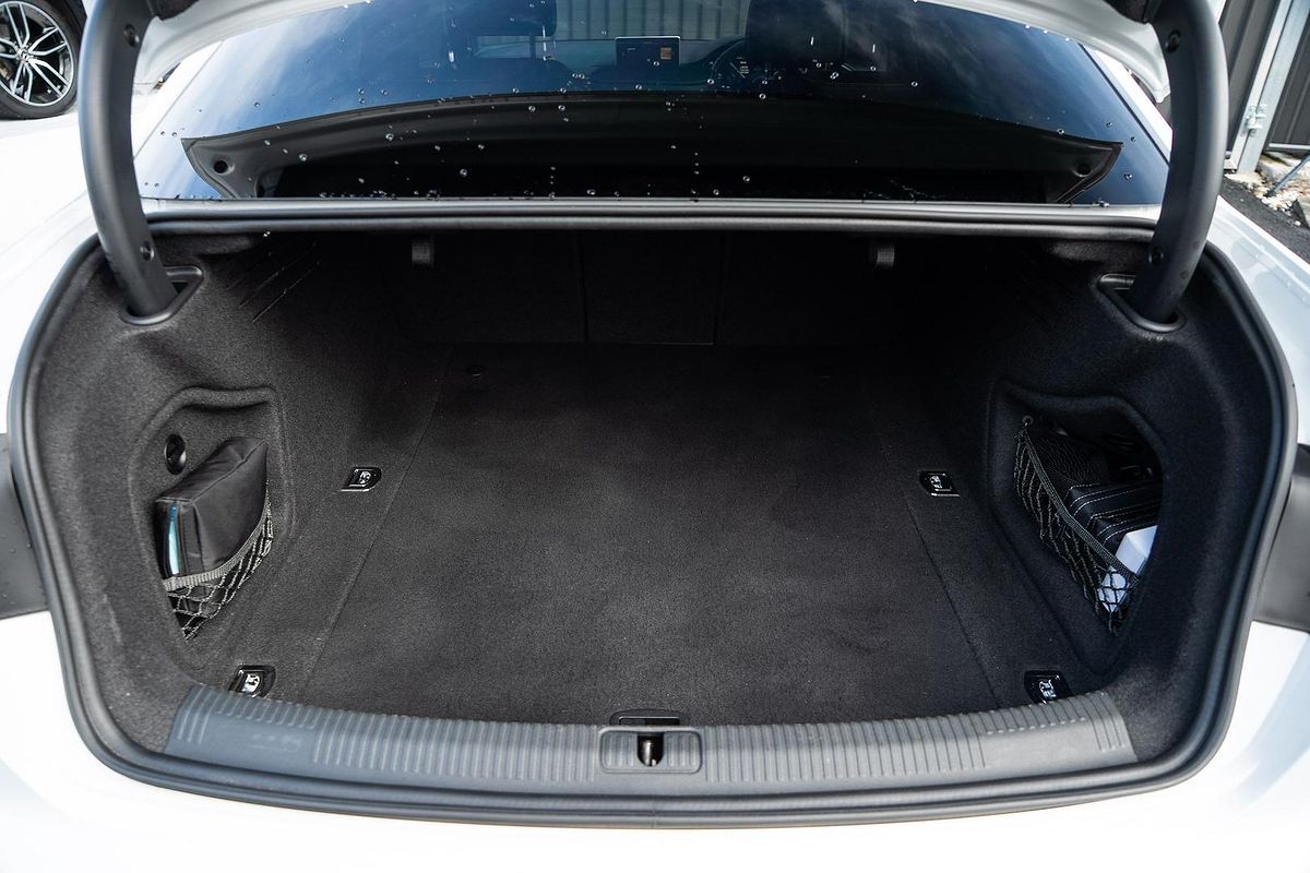 2016 Audi A4 sport B9