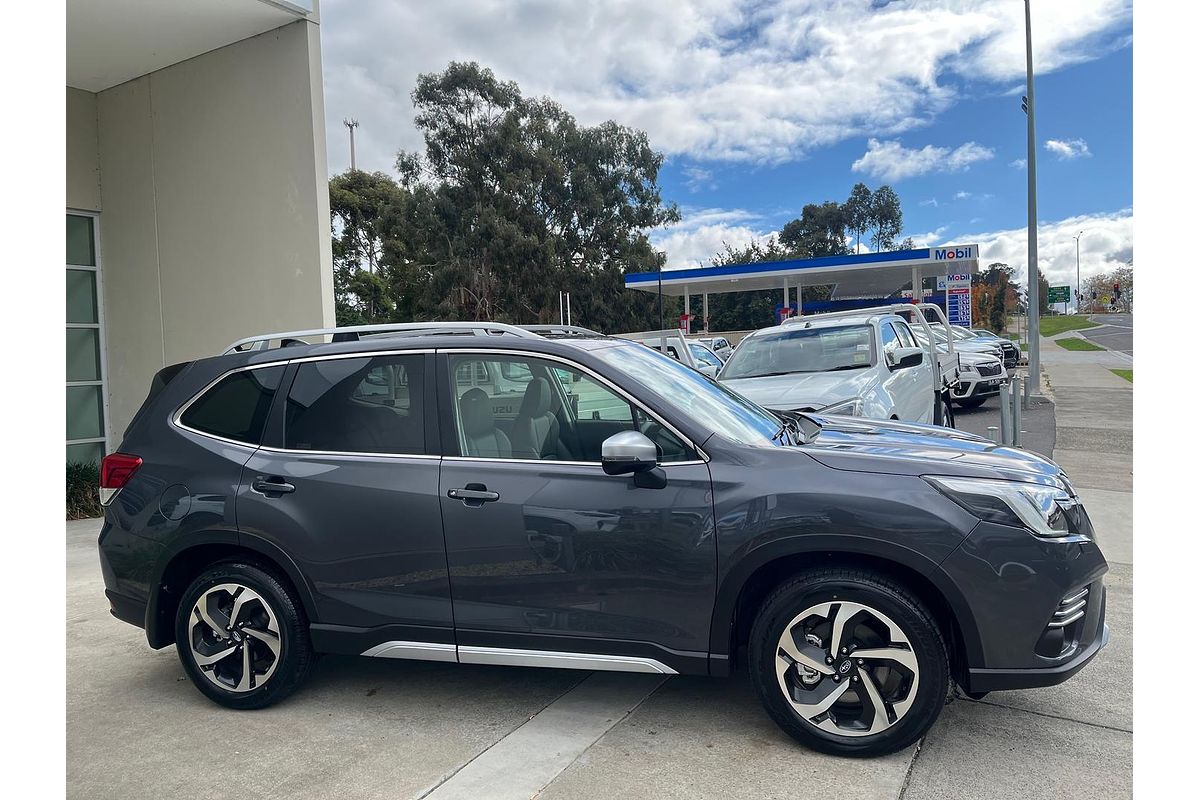 2024 Subaru Forester 2.5i-S S5