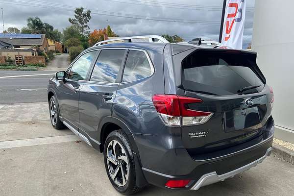 2024 Subaru Forester 2.5i-S S5