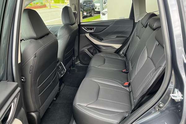 2024 Subaru Forester 2.5i-S S5