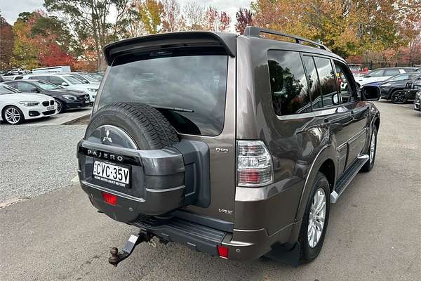 2014 Mitsubishi Pajero VR-X NW
