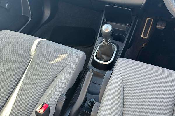 2009 Nissan Tiida ST C11