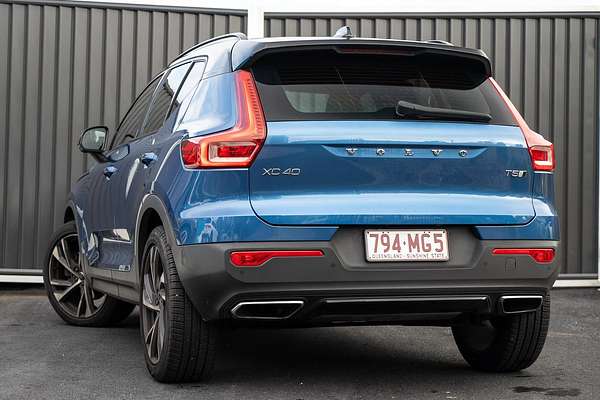 2020 Volvo XC40 T5 R-Design