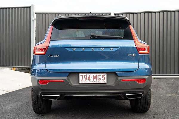 2020 Volvo XC40 T5 R-Design