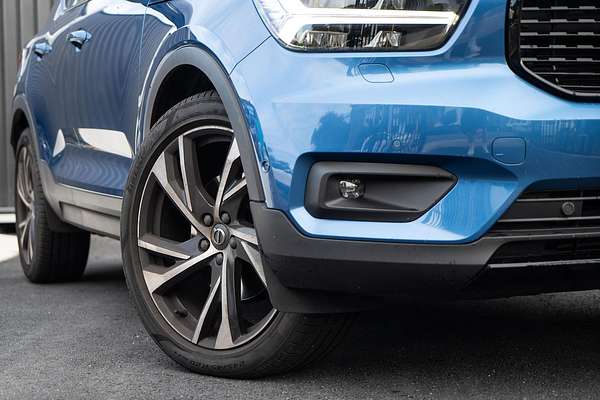 2020 Volvo XC40 T5 R-Design