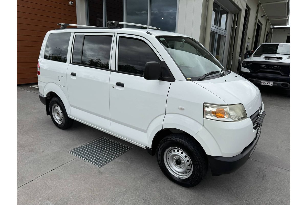 2015 Suzuki APV